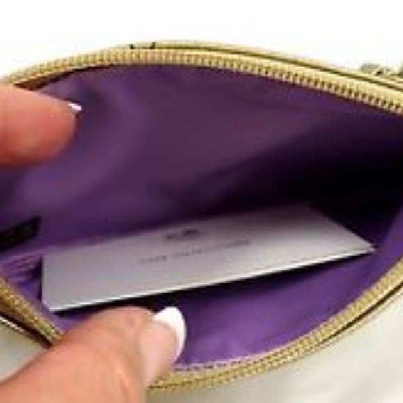 NWT Coach Wristlet Metallic Gold ID Pouch Clutch - Picture 3 of 4